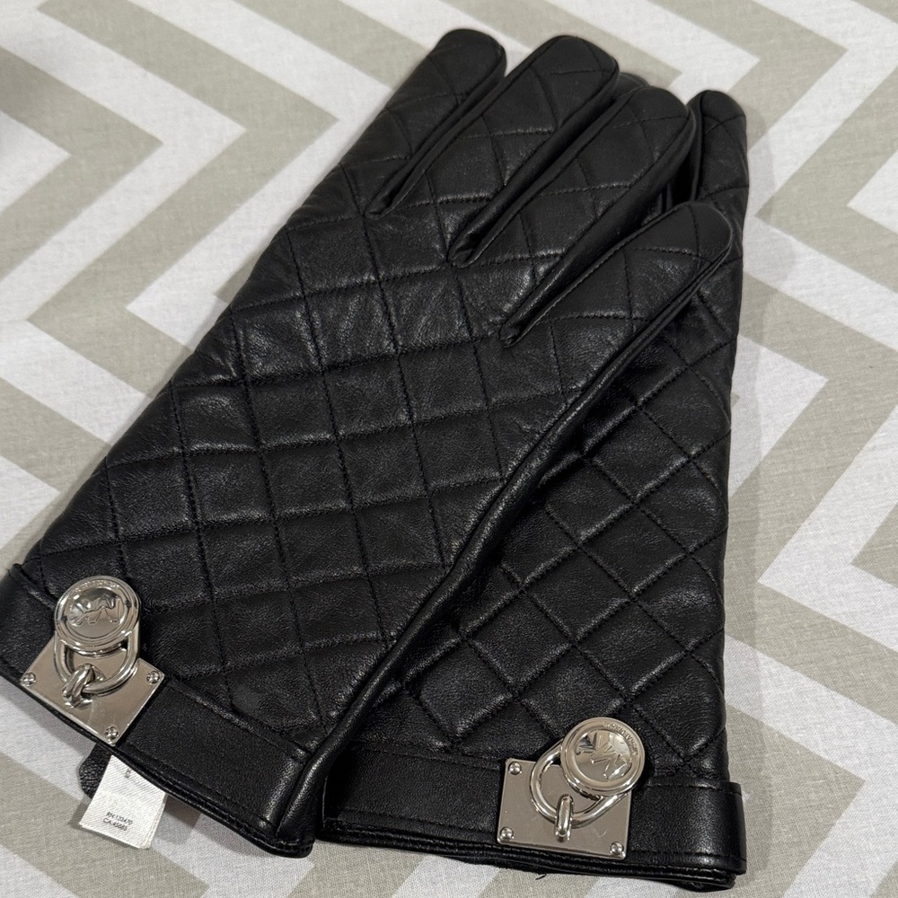 Luxury Black Leather Gloves